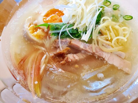 氷で冷え冷え！冷やしラーメン